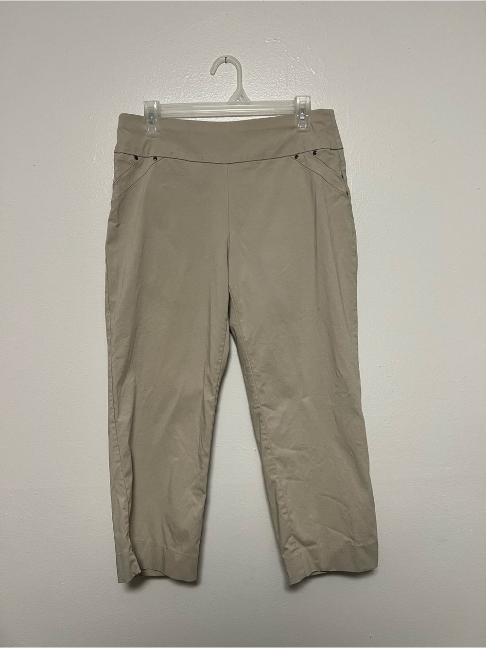 Style & Co Women's Stretch Crop Pants in Khaki size Medium